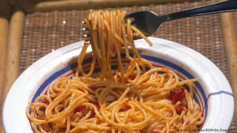 الاسباغيتي يشعل صراعا بين المطبخين الايطالي والفرنسي